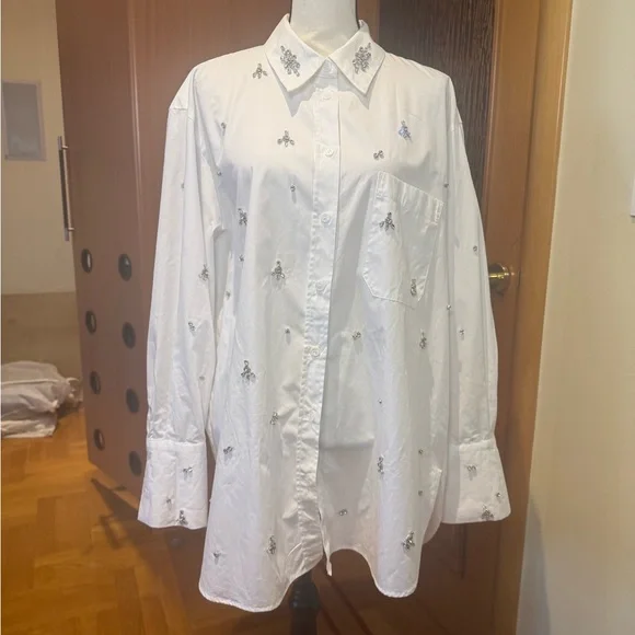 Zara White Blouse with Silver Embellishments - Picture 13 of 16